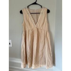 NWT Beige 100% Cotton Sleeveless Mini Dress V-neckline delicate Embroidery S